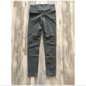 Fabletics yoga pants